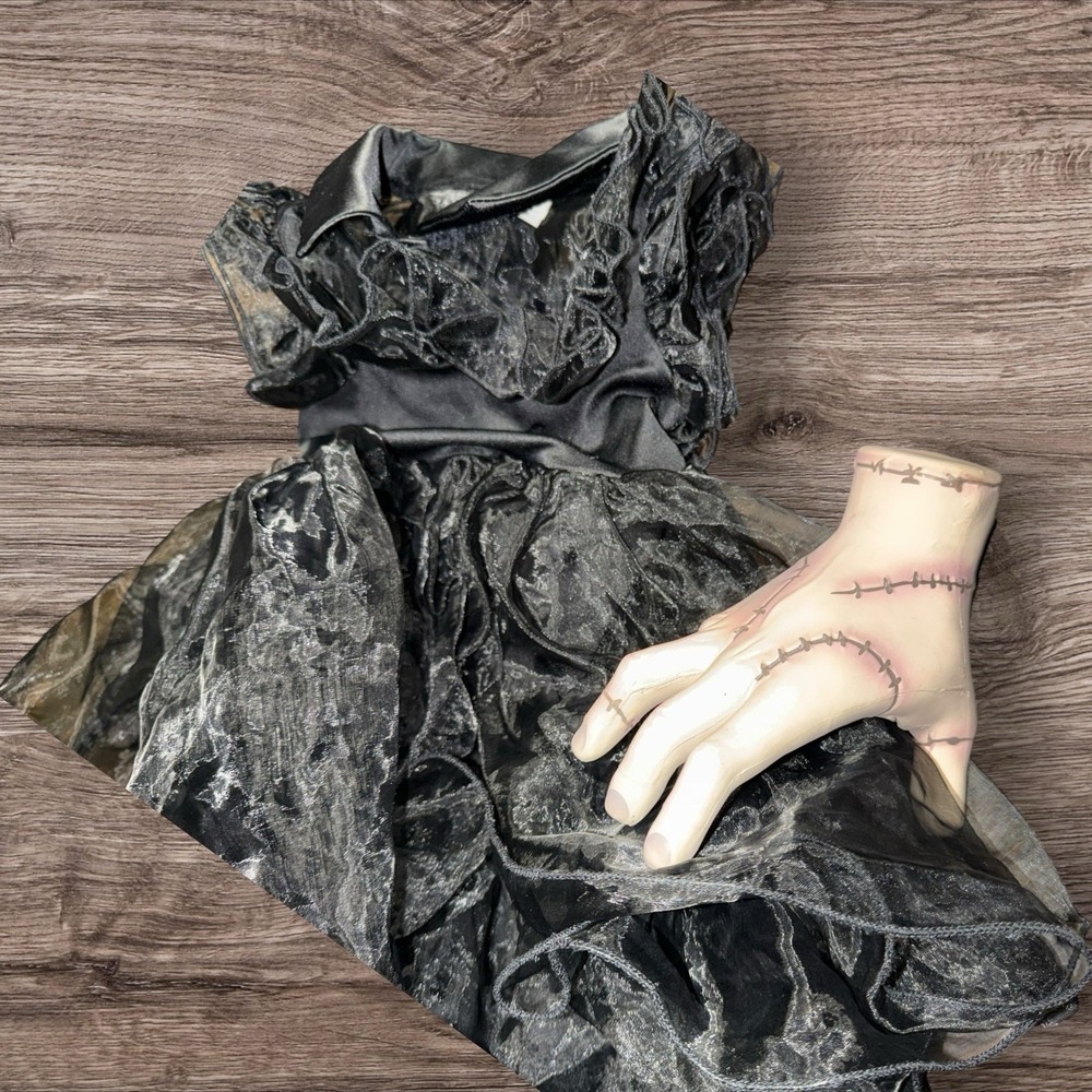 Wednesday Addams Black Ruffle Dress Costume Size 5 With Battery Operated Thing - Picture 6 of 7